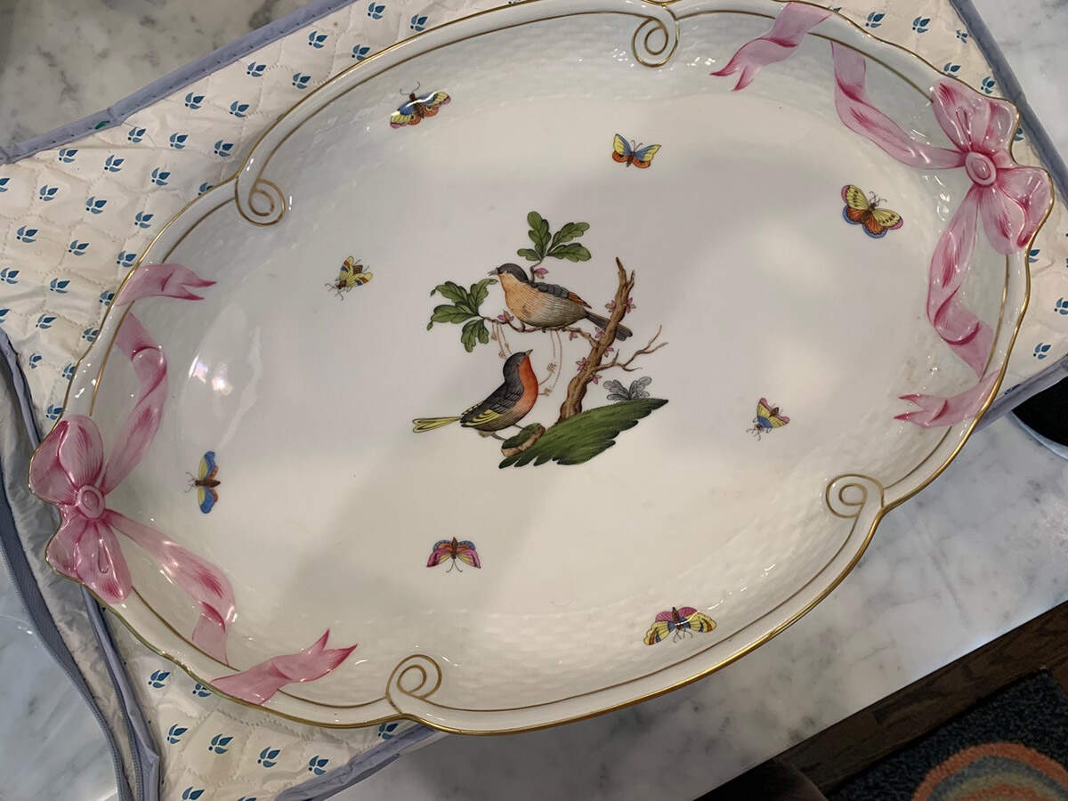 Rothschild Bird (RO) 15" Oval Ribbon Tray by Herend-1