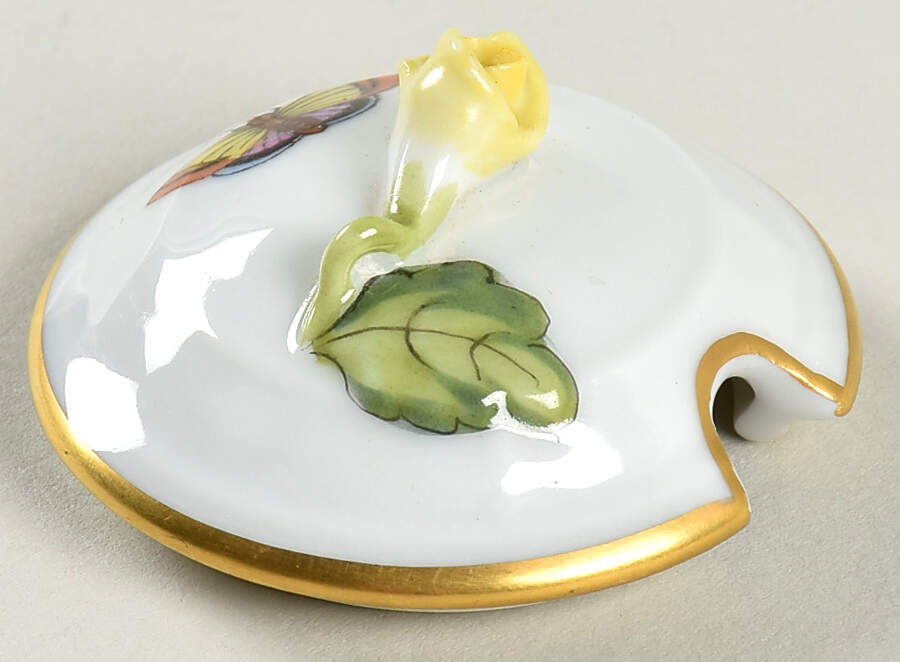 Rothschild Bird (RO) Lid for Honey Pot by Herend-1