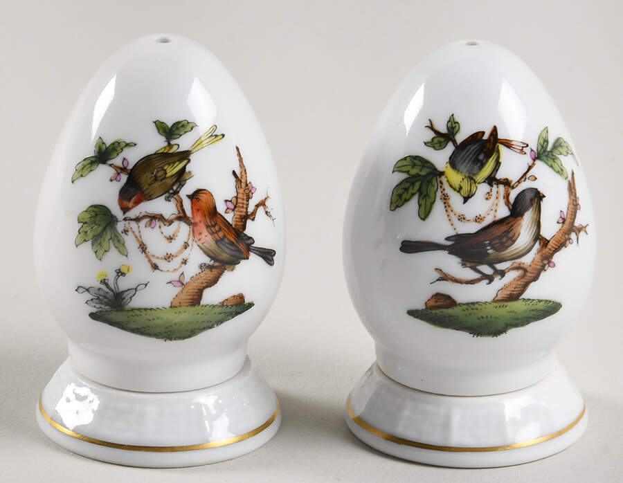 Rothschild Bird (RO) Salt & Pepper Set with Ceramic Stoppers by Herend-1