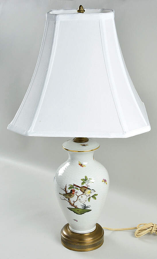 Rothschild Bird (RO) 23" Electric Lamp & Shade by Herend-1