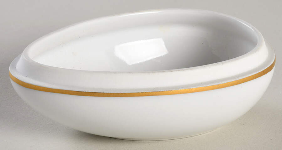 Rothschild Bird (RO) 4" Egg Box No Lid by Herend-1