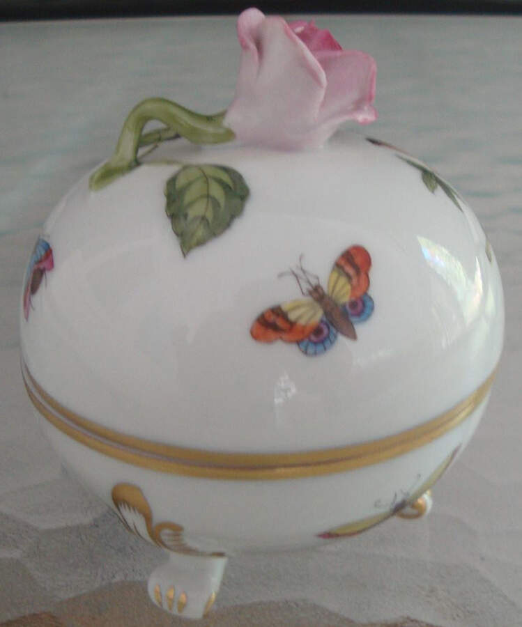 Rothschild Bird (RO) 2" Round Bon Bon & Lid by Herend-1