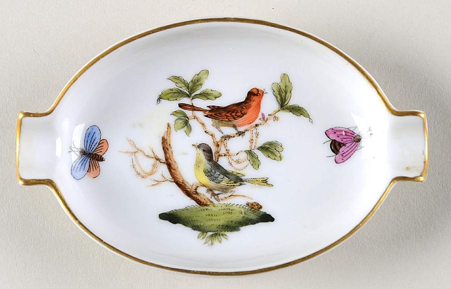 Rothschild Bird (RO) 3" Oval Ashtray with Lips by Herend-1