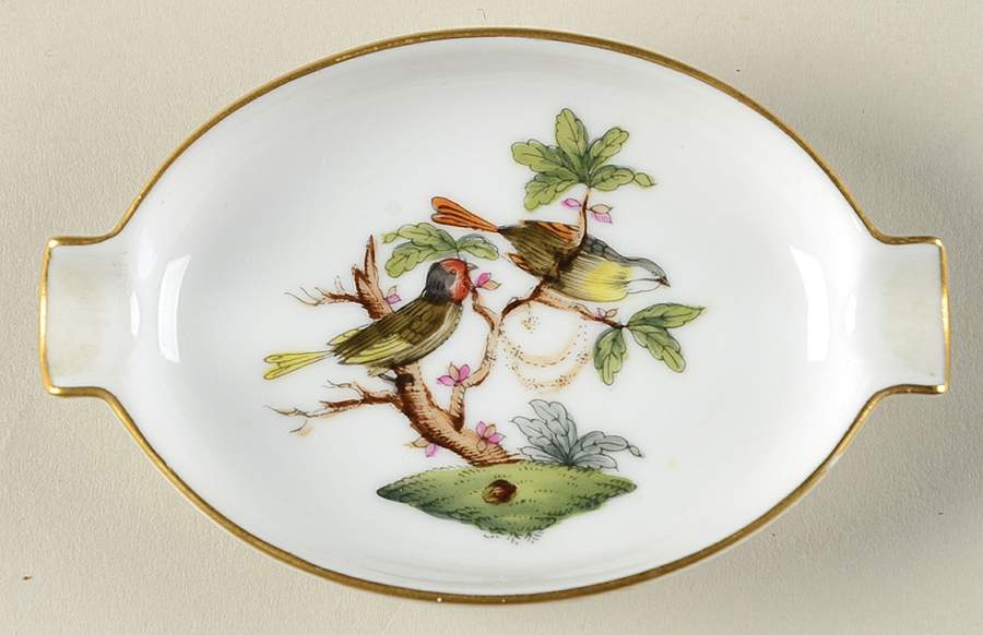 Rothschild Bird (RO) 3" Oval Ashtray with Lips by Herend-1