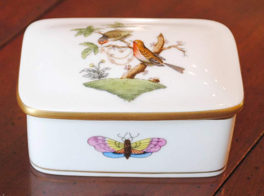 Rothschild Bird (RO) Trinket Box & Lid by Herend-1