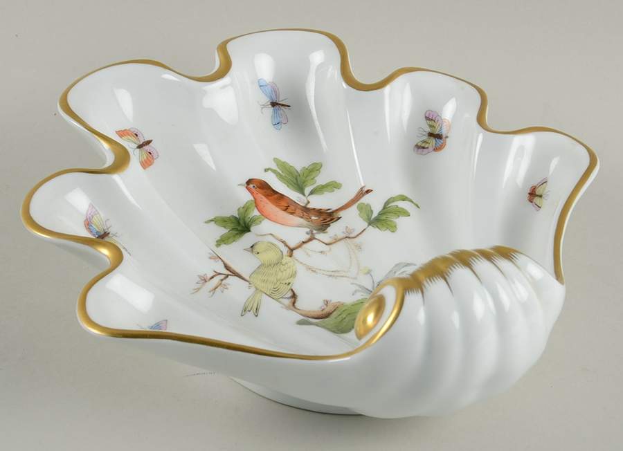 Rothschild Bird (RO) 9" Shell Shaped Dish by Herend-1