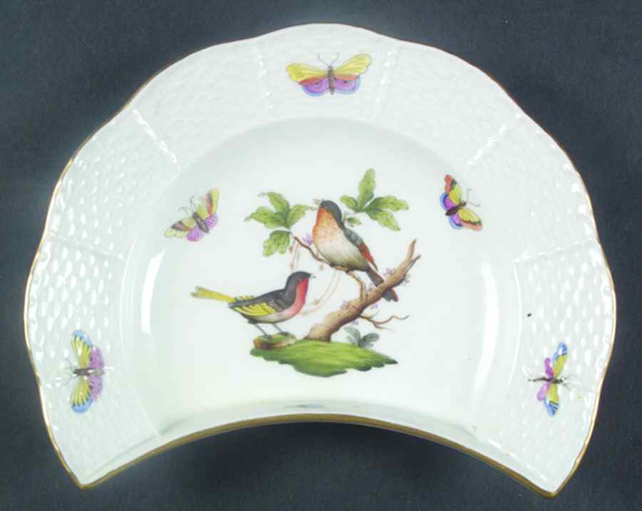 Rothschild Bird (RO) Crescent Salad Plate by Herend-1