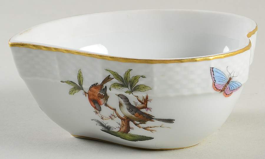 Rothschild Bird (RO) Heart Shape Box No Lid by Herend-1