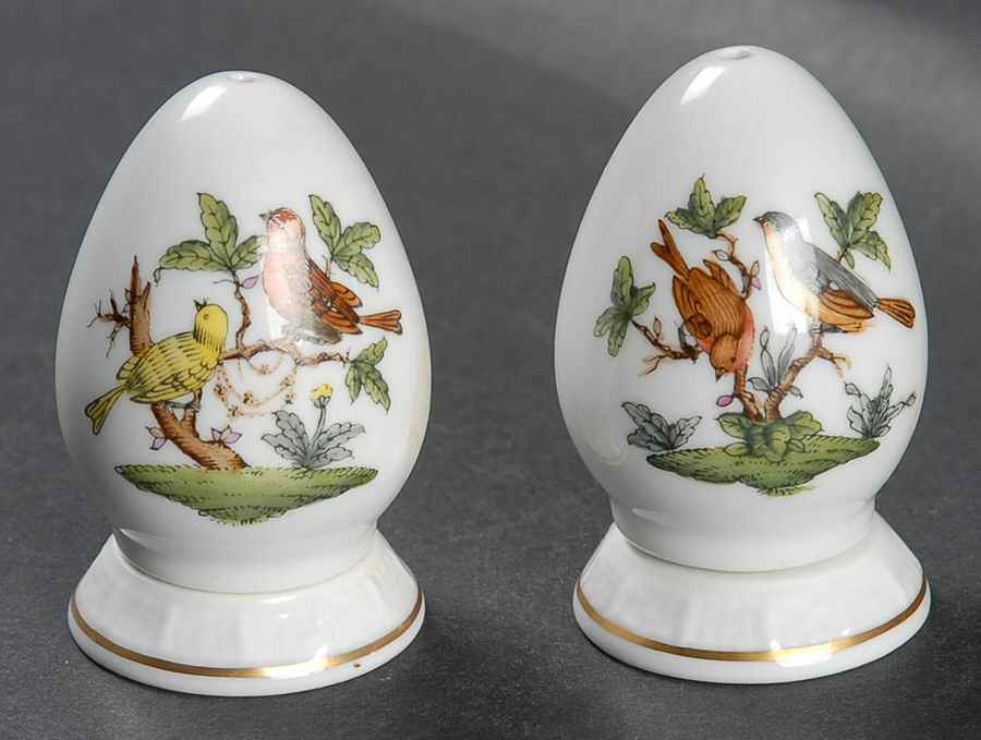 Rothschild Bird (RO) Salt & Pepper Set with Ceramic Stoppers by Herend-1