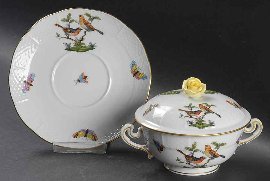 Rothschild Bird (RO) Cream Soup Bowl & Saucer Set with Lid by Herend-1