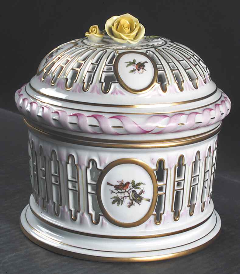 Rothschild Bird (RO) Biscuit Barrel & Lid by Herend-1