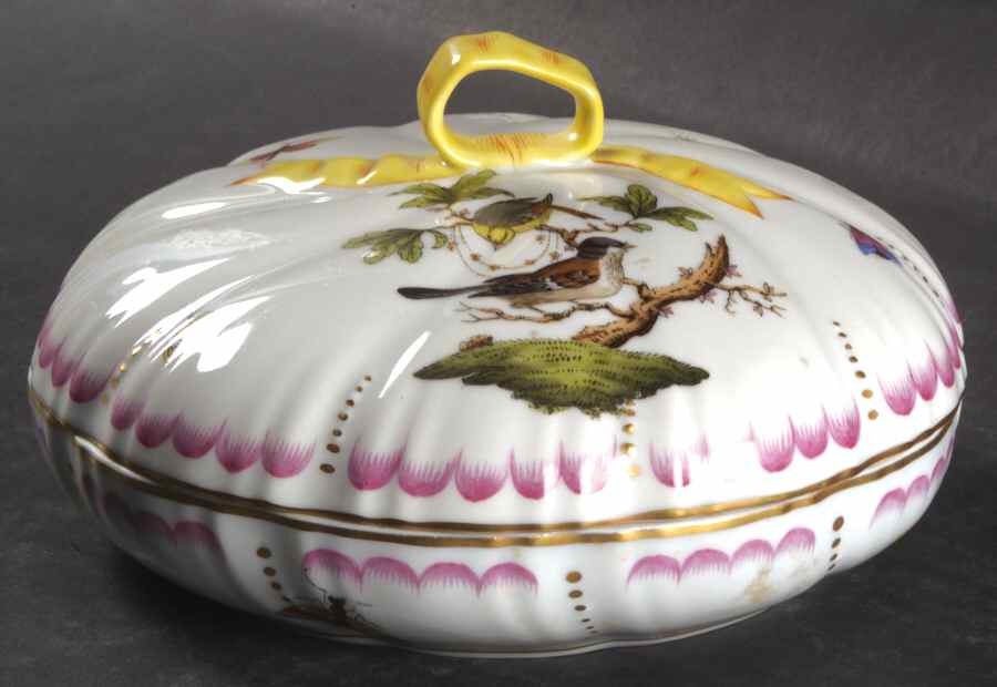 Rothschild Bird (RO) 6" Candy Box with Lid by Herend-1