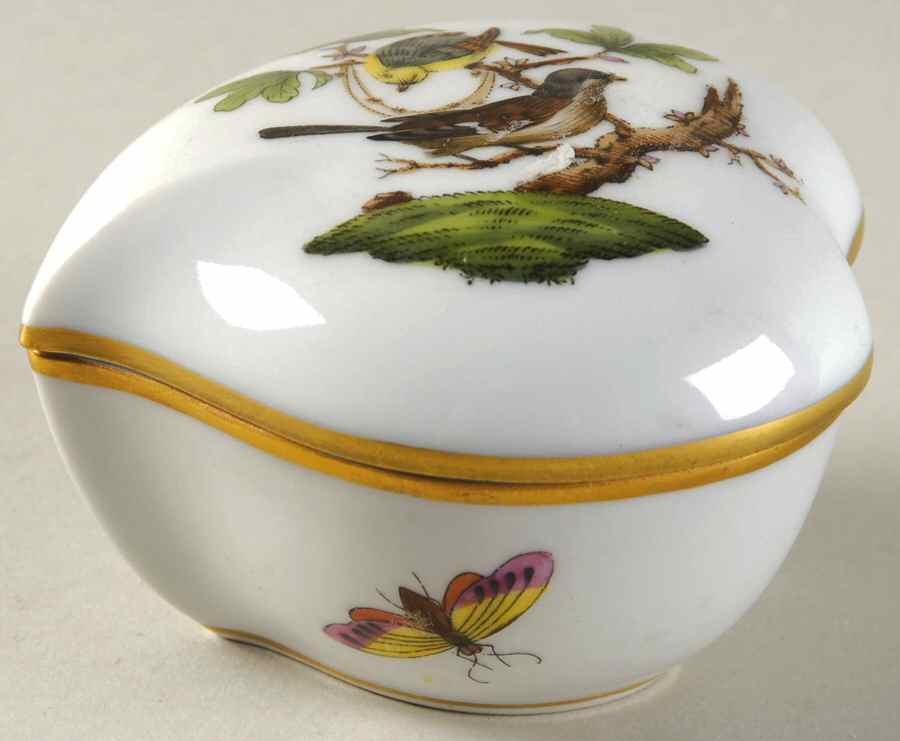 Rothschild Bird (RO) 3" Heart Shape Bon Bon & Lid by Herend-1