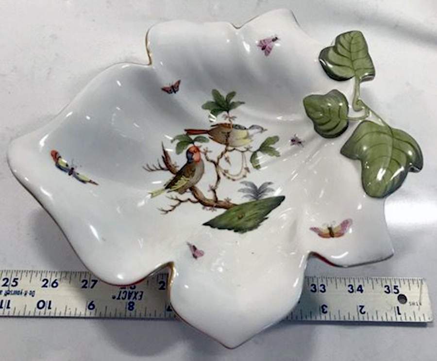 Rothschild Bird (RO) 11" Leaf Dish by Herend-1