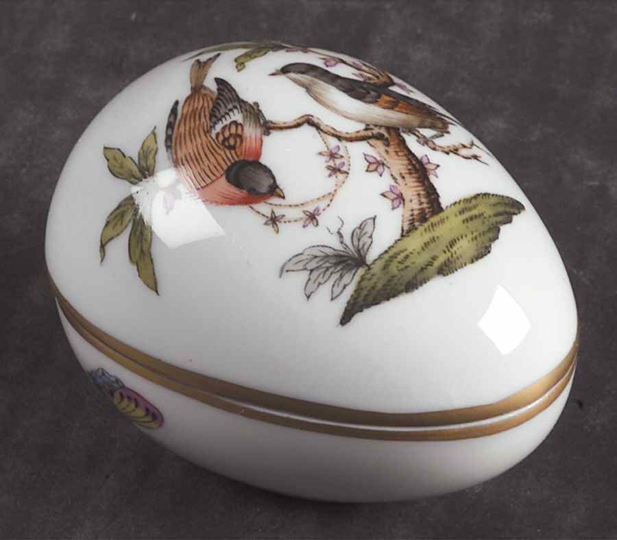 Rothschild Bird (RO) 2" Egg Box & Lid by Herend-1
