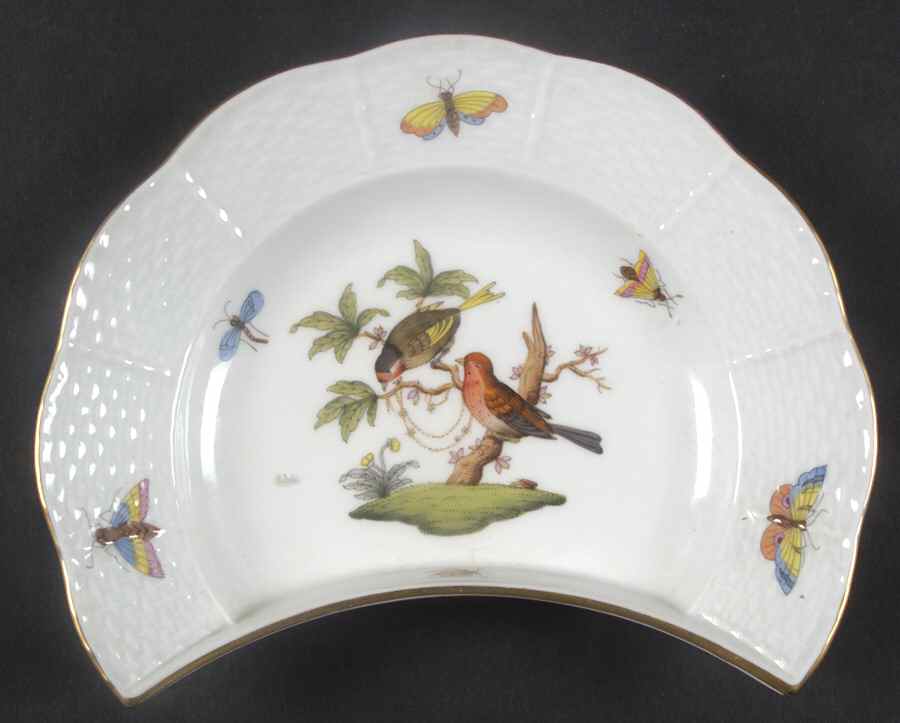 Rothschild Bird (RO) Crescent Salad Plate by Herend-1