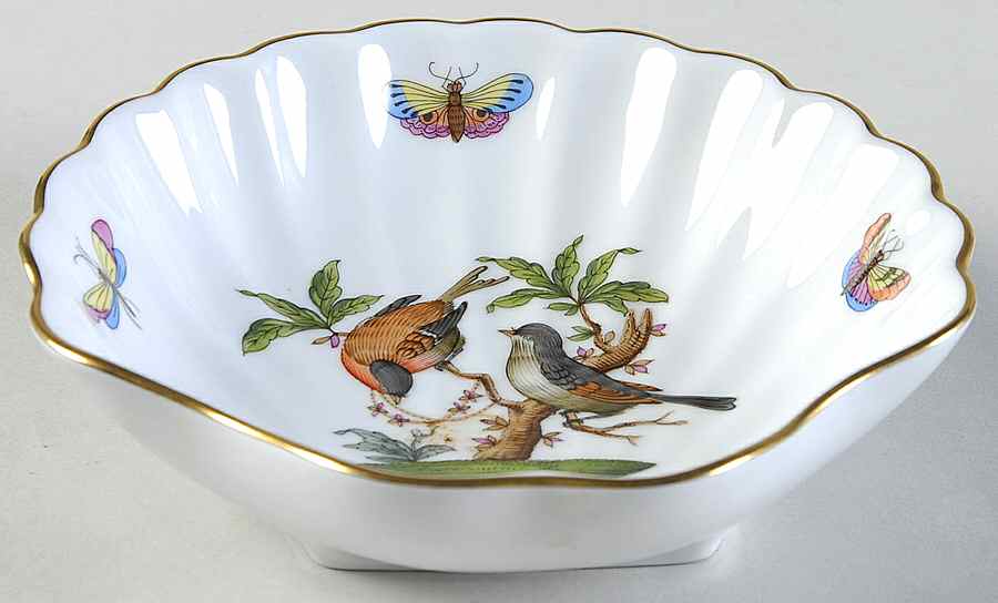 Rothschild Bird (RO) 5" Shell Shaped Dish by Herend-1