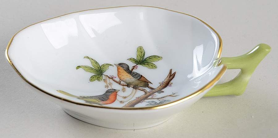 Rothschild Bird (RO) Leaf Shaped Ashtray by Herend-1
