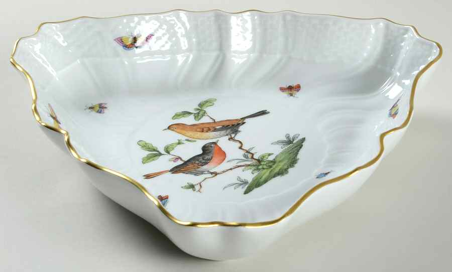 Rothschild Bird (RO) 10" Triangular Vegetable Bowl by Herend-1