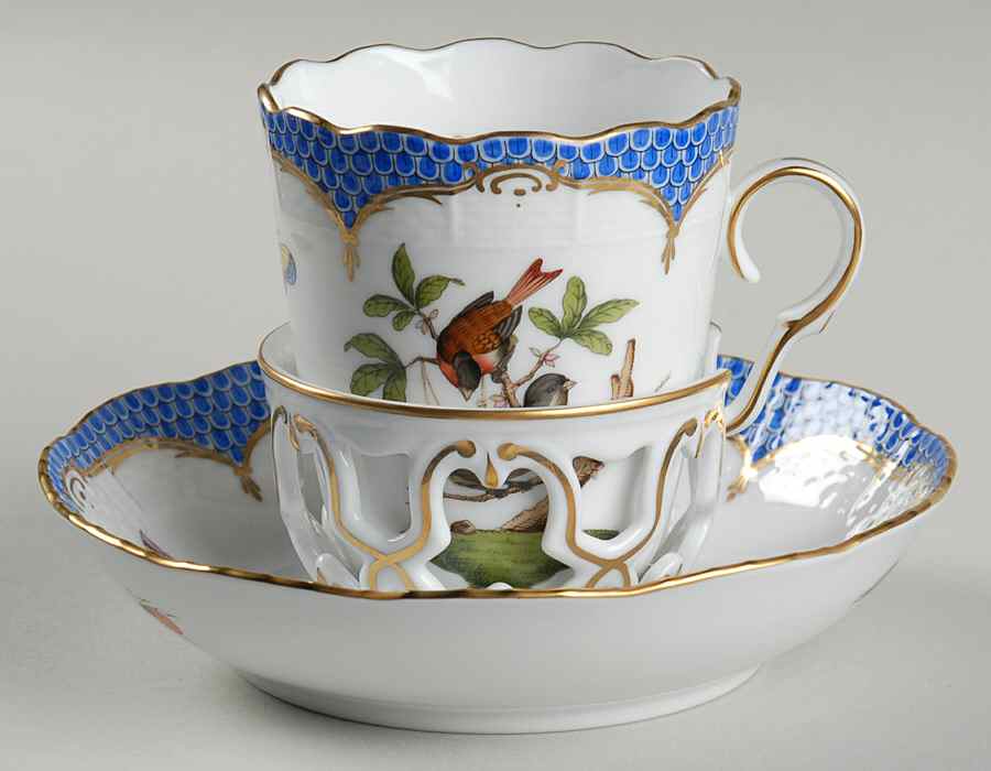 Rothschild Bird Blue Border (ROE ROEB) Trembleuse Cup & Saucer Set by Herend-1