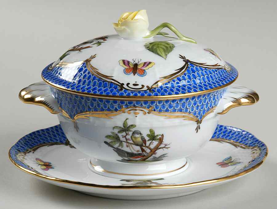 Rothschild Bird Blue Border (ROE ROEB) Cream Soup Bowl & Saucer Set with Lid by Herend-1