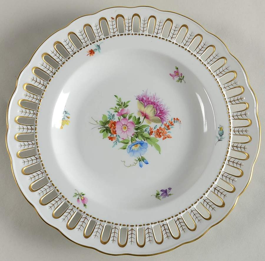 Saxonian Boquet (Bs) 9" Pierced Plate by Herend-1