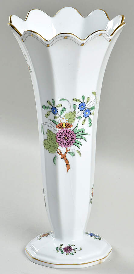 Windsor Garden (Fdm) 8" Scalloped Vase by Herend-1
