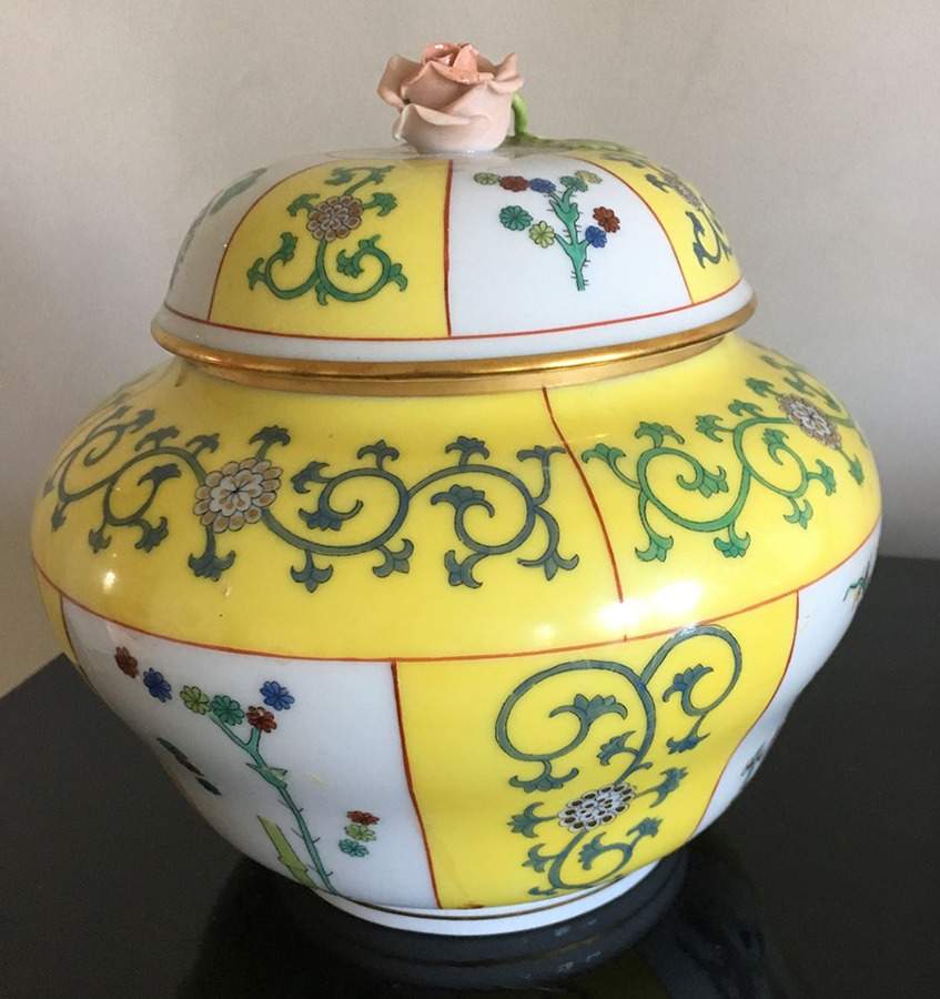 Yellow Dynasty (SJ) Medium Ginger Jar & Lid by Herend-1