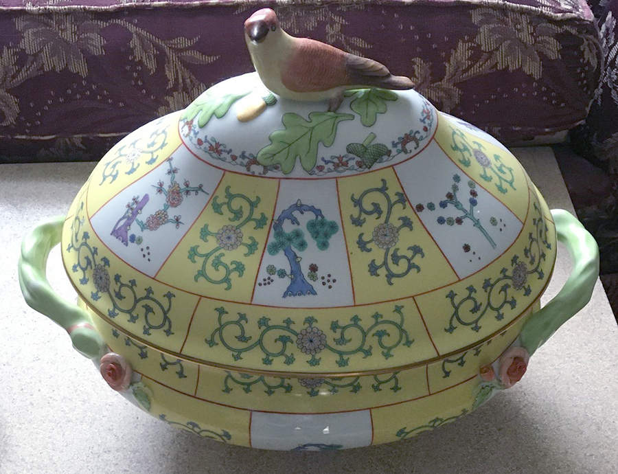 Yellow Dynasty (SJ) Oval Tureen & Lid by Herend-1