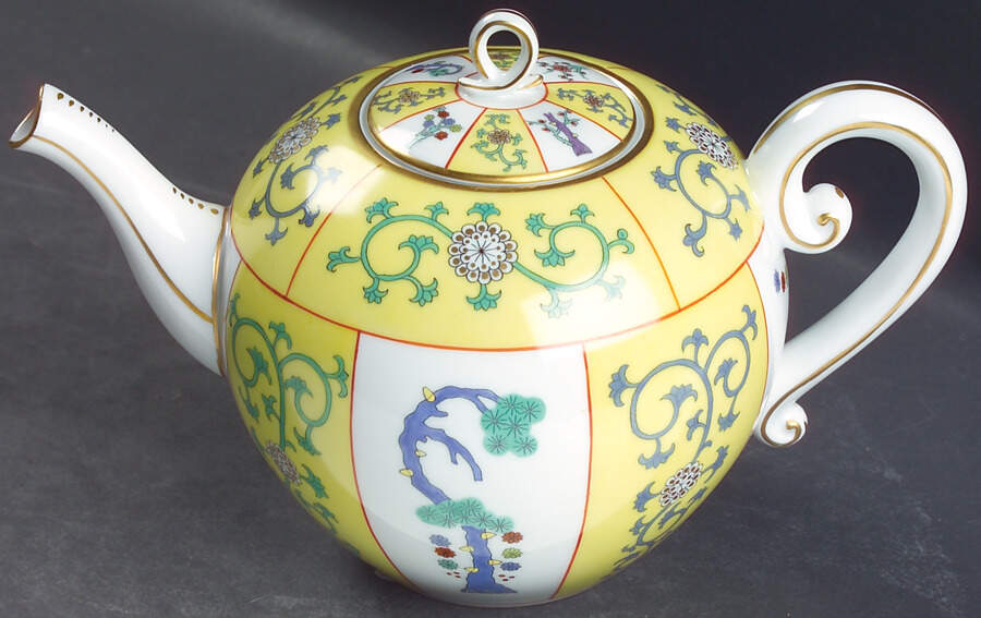 Yellow Dynasty (SJ) Teapot & Lid by Herend-1