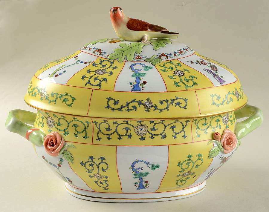 Yellow Dynasty (SJ) Oval Tureen & Lid by Herend-1