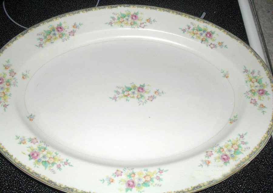 HIN1 16" Oval Serving Platter by The Hinode-1