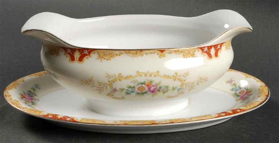 HIN4 Gravy Boat with Attached Underplate by The Hinode-1