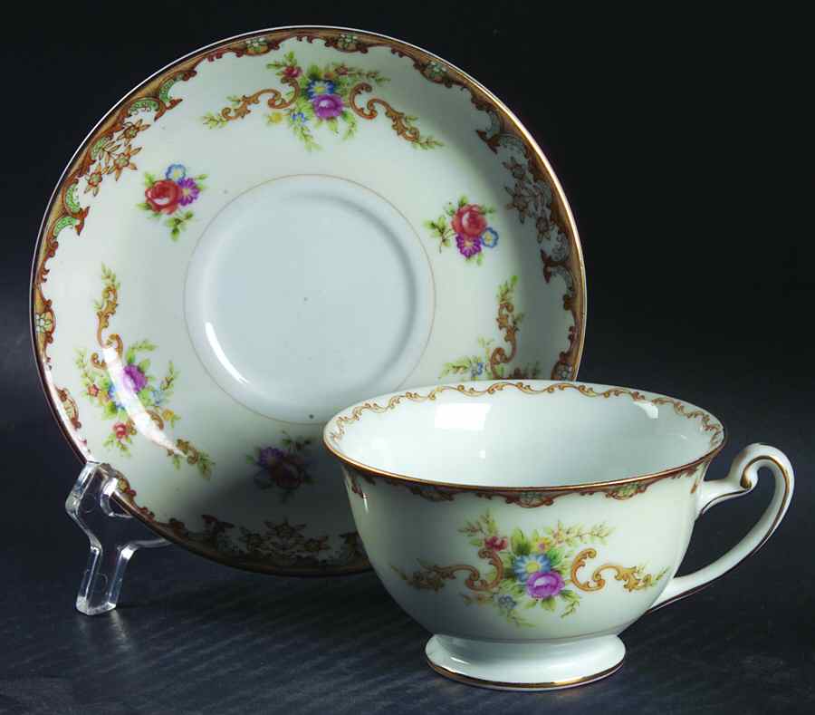 HIR4 Footed Cup & Saucer Set by Hira China-1