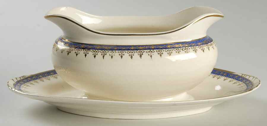 Admiral Gravy Boat with Attached Underplate by Homer Laughlin -1