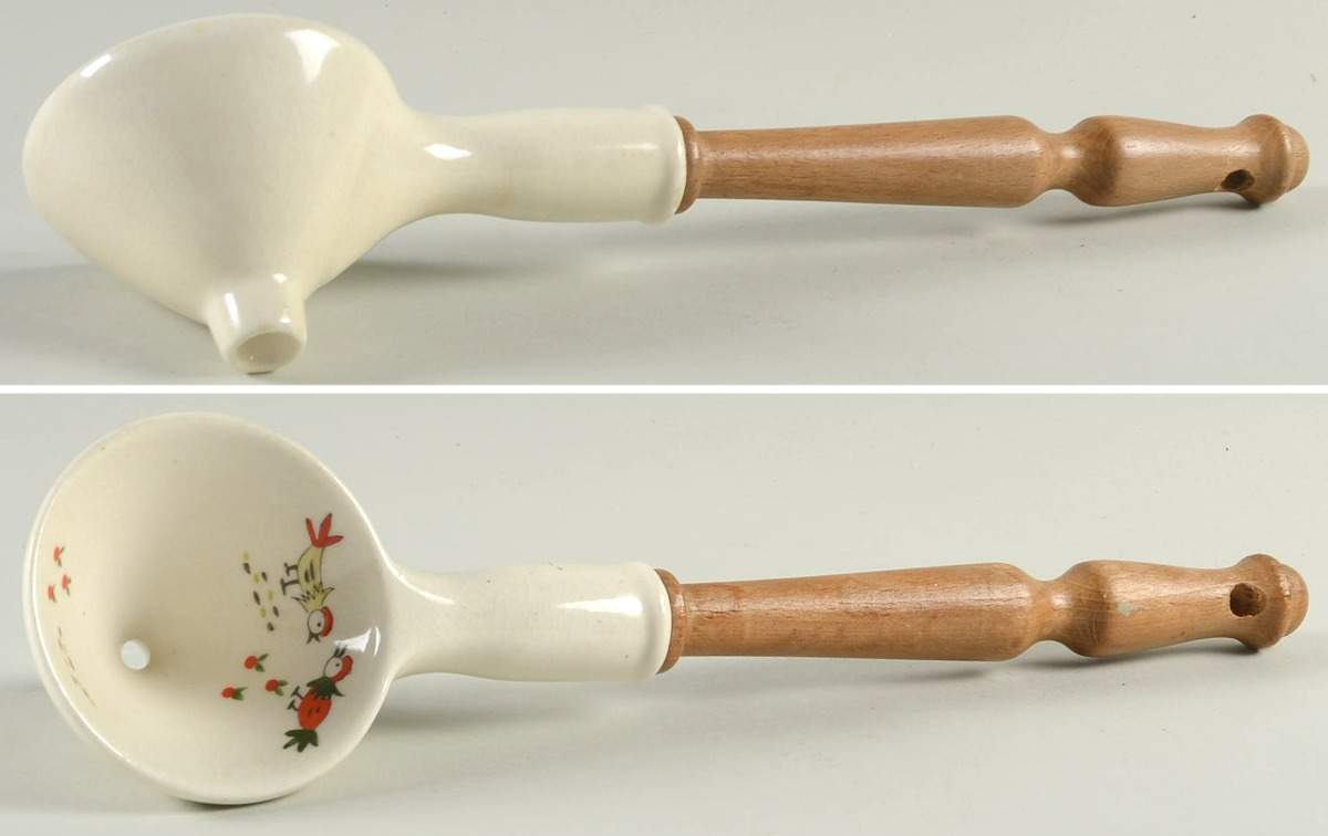 American Provincial Pipkin Funnel by Homer Laughlin -1