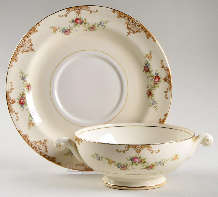 Aristocrat Footed Cream Soup Bowl & Saucer Set by Homer Laughlin -1