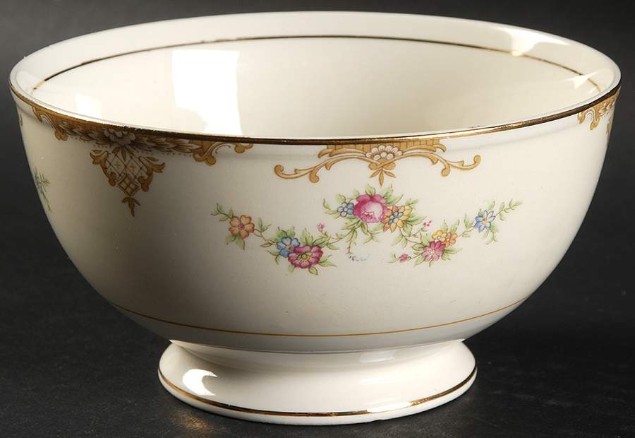 Aristocrat Cranberry Bowl by Homer Laughlin -1