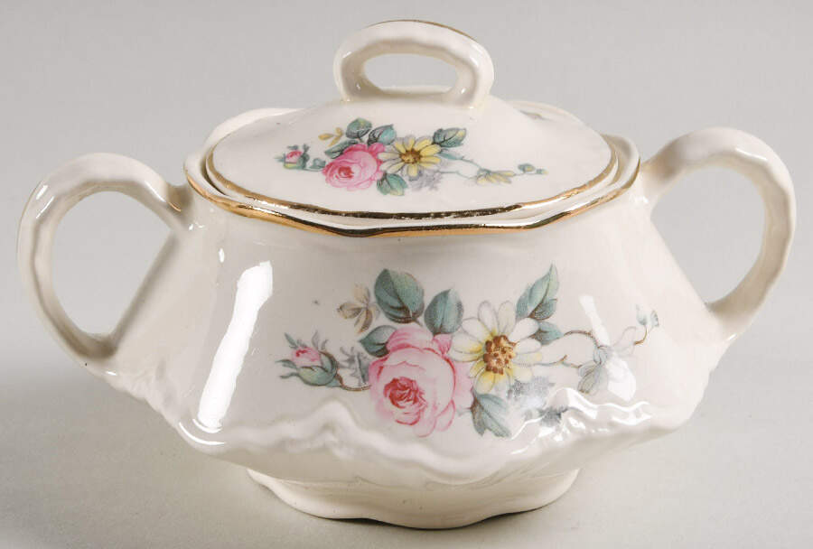 Armand Sugar Bowl & Lid by Homer Laughlin -1