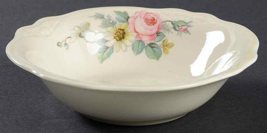 Armand (No Trim) Fruit/Dessert (Sauce) Bowl by Homer Laughlin -1