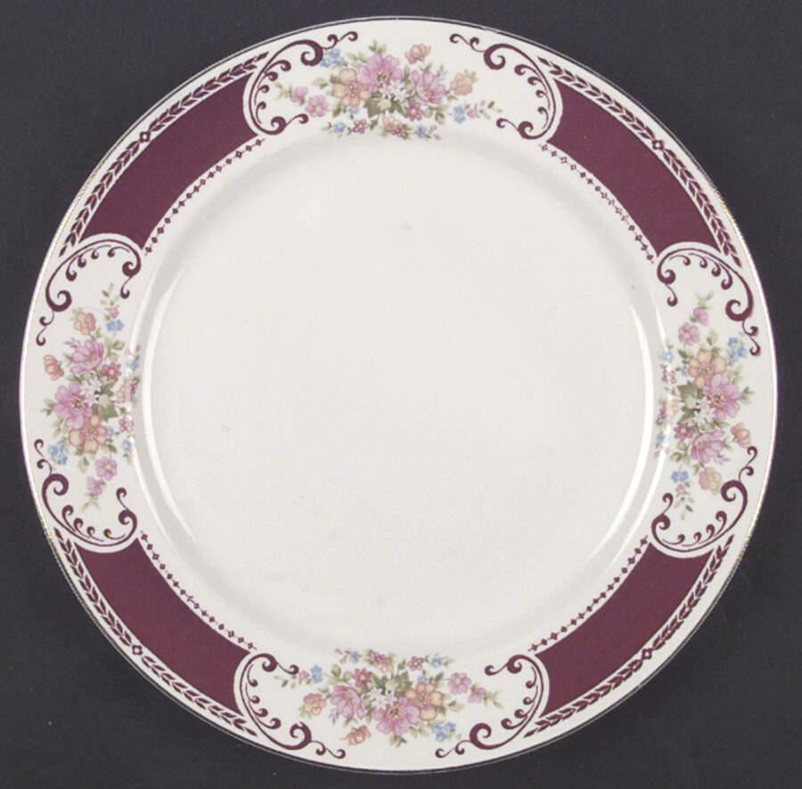 B1315 (Gold Trim) Dinner Plate by Homer Laughlin -1