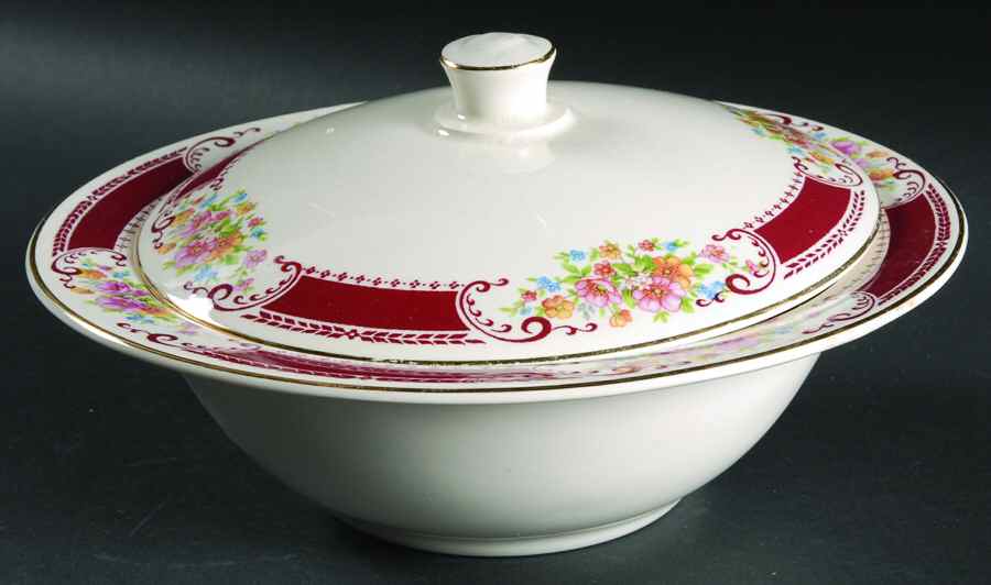 B1315 (Gold Trim) Round Covered Vegetable-Uses RV9 as Base+CVLRV9 by Homer Laughlin -1