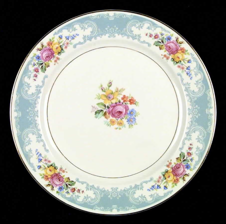 B1323 Dinner Plate by Homer Laughlin -1