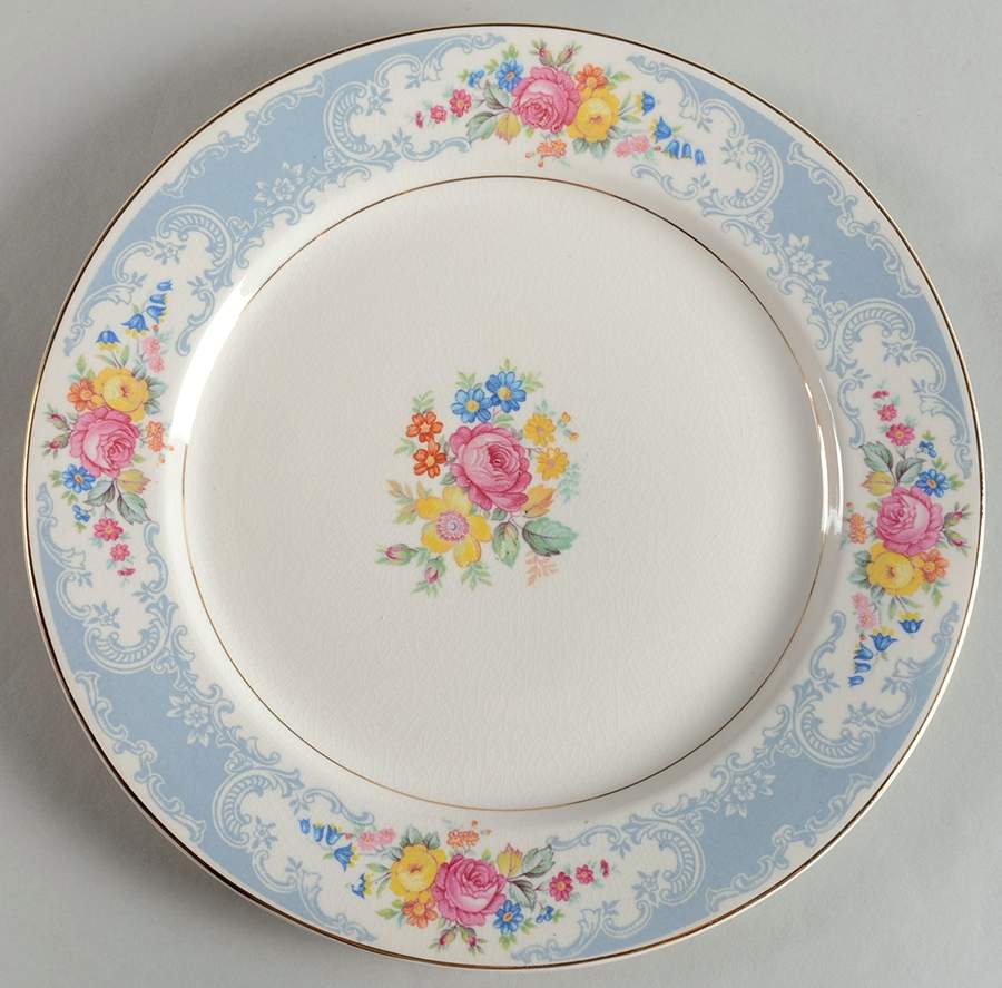 B1323 Luncheon Plate by Homer Laughlin -1