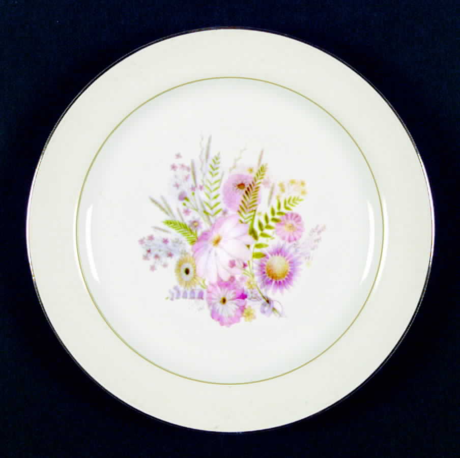 Belles Fleurs Dinner Plate by Homer Laughlin -1