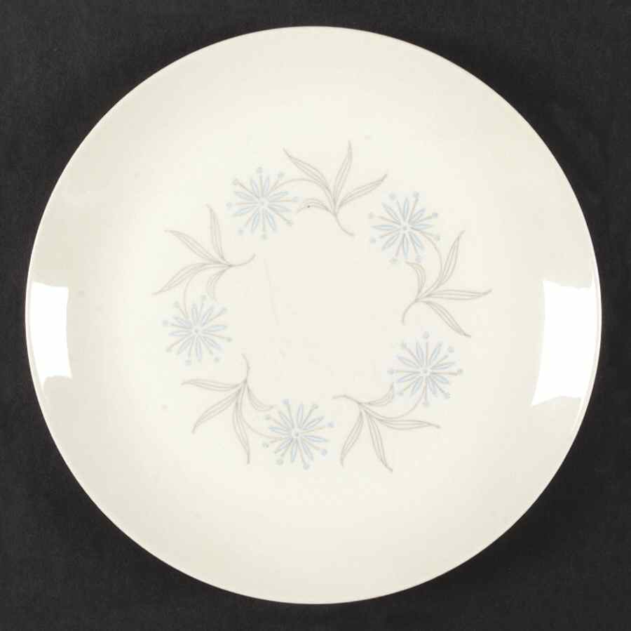 Blue Star Luncheon Plate by Homer Laughlin -1