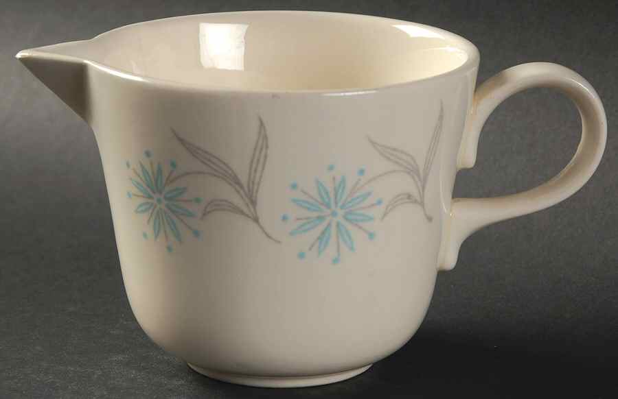 Blue Star Creamer by Homer Laughlin -1