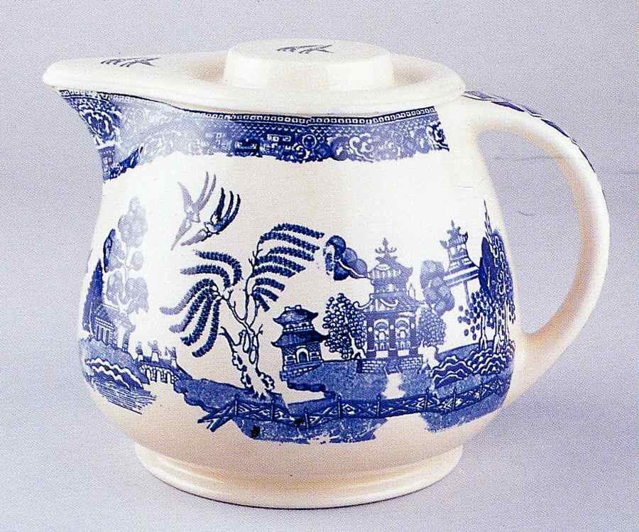 Blue Willow Jug & Lid by Homer Laughlin -1