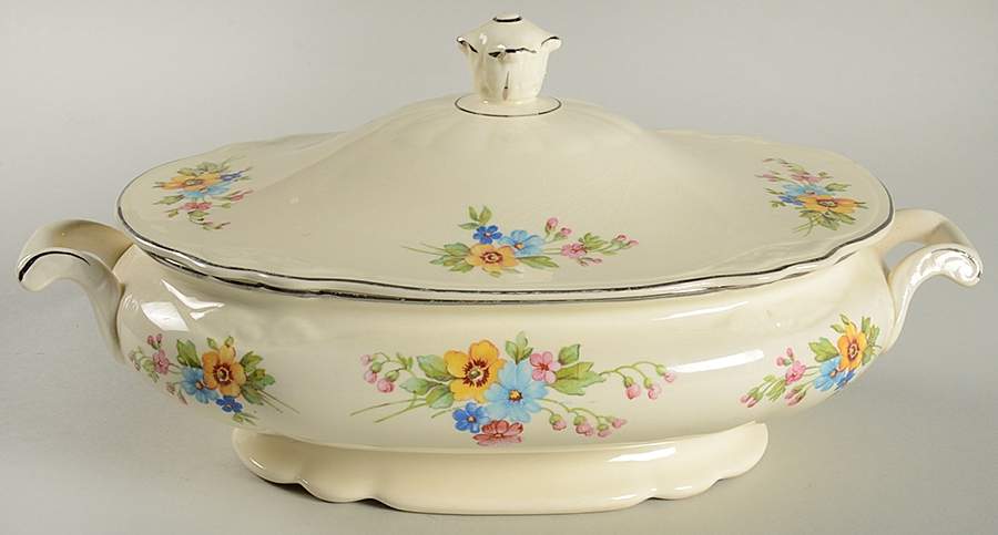 Bouquet Oval Covered Vegetable by Homer Laughlin -1