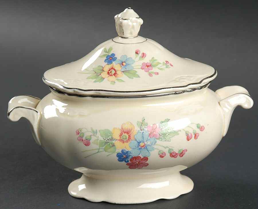 Bouquet Sugar Bowl & Lid by Homer Laughlin -1